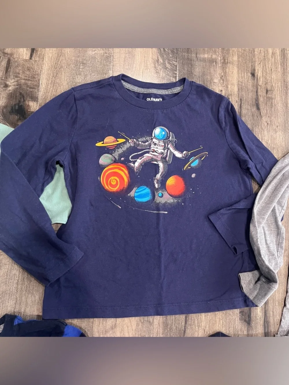 Old Navy Boys Youth Medium 8 Long Sleeve Graphic T-Shirt Lot